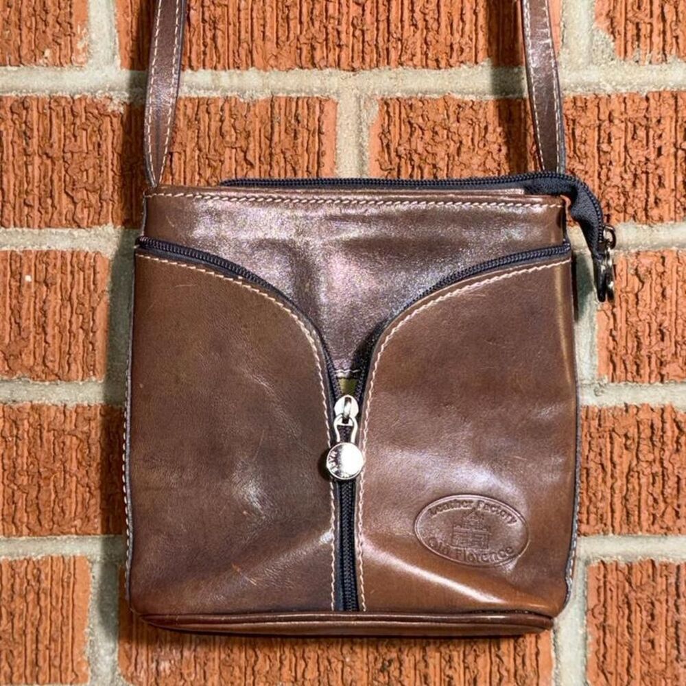 Vintage Old Florence multi-pocket leather bag